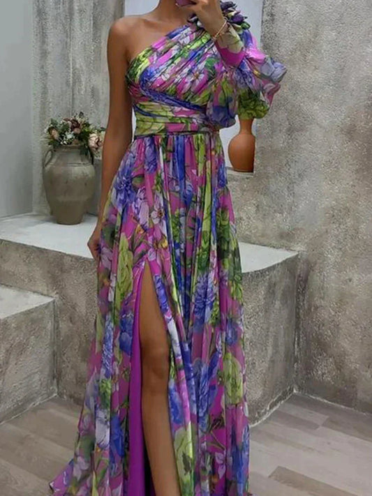 Vestido maxi lilás com estampa e fenda lateral, uma manga - Viola