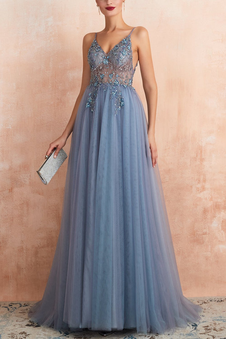 Vestido de noite de tule elegante com decote em V e fenda - Elena