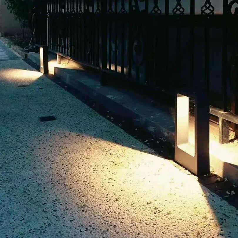 Luminária de jardim para exterior - GardenGlow