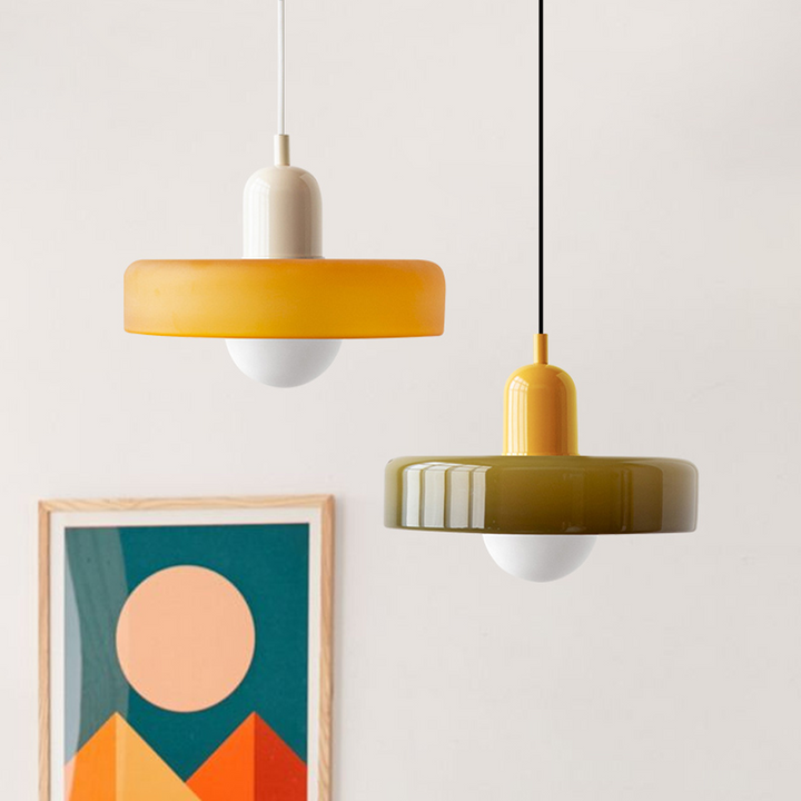 Luminária suspensa colorida no estilo Bauhaus - StiloGlas