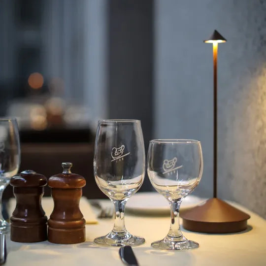 Luminária de mesa LED sem fio – ClarityGlow