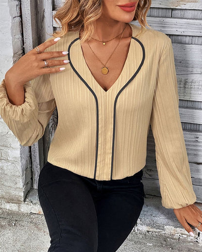 Blusa de manga longa com decote em V - Alina