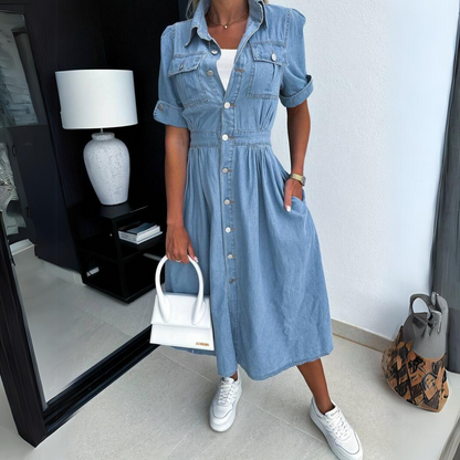 Vestido de denim elegante com mangas curtas - DenimCharm