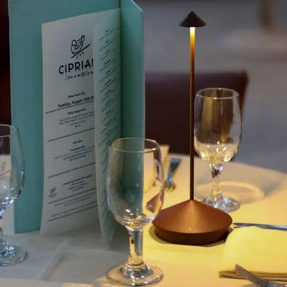 Conjunto de Luminárias de Mesa LED Sem Fio – ClarityGlow (disponível em conjuntos de 2, 4 ou 6)