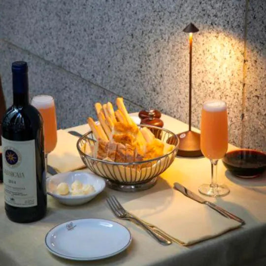 Luminária de mesa LED sem fio – ClarityGlow