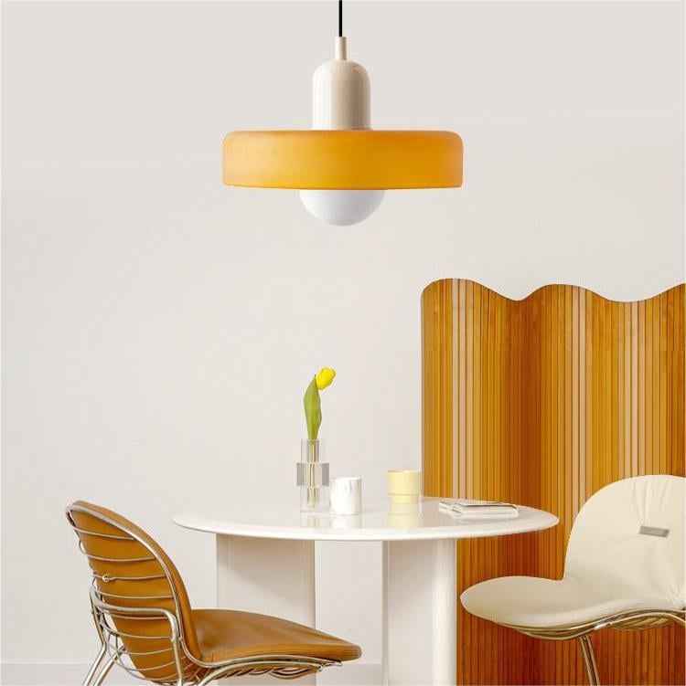 Luminária colorida no estilo Bauhaus - StiloGlas