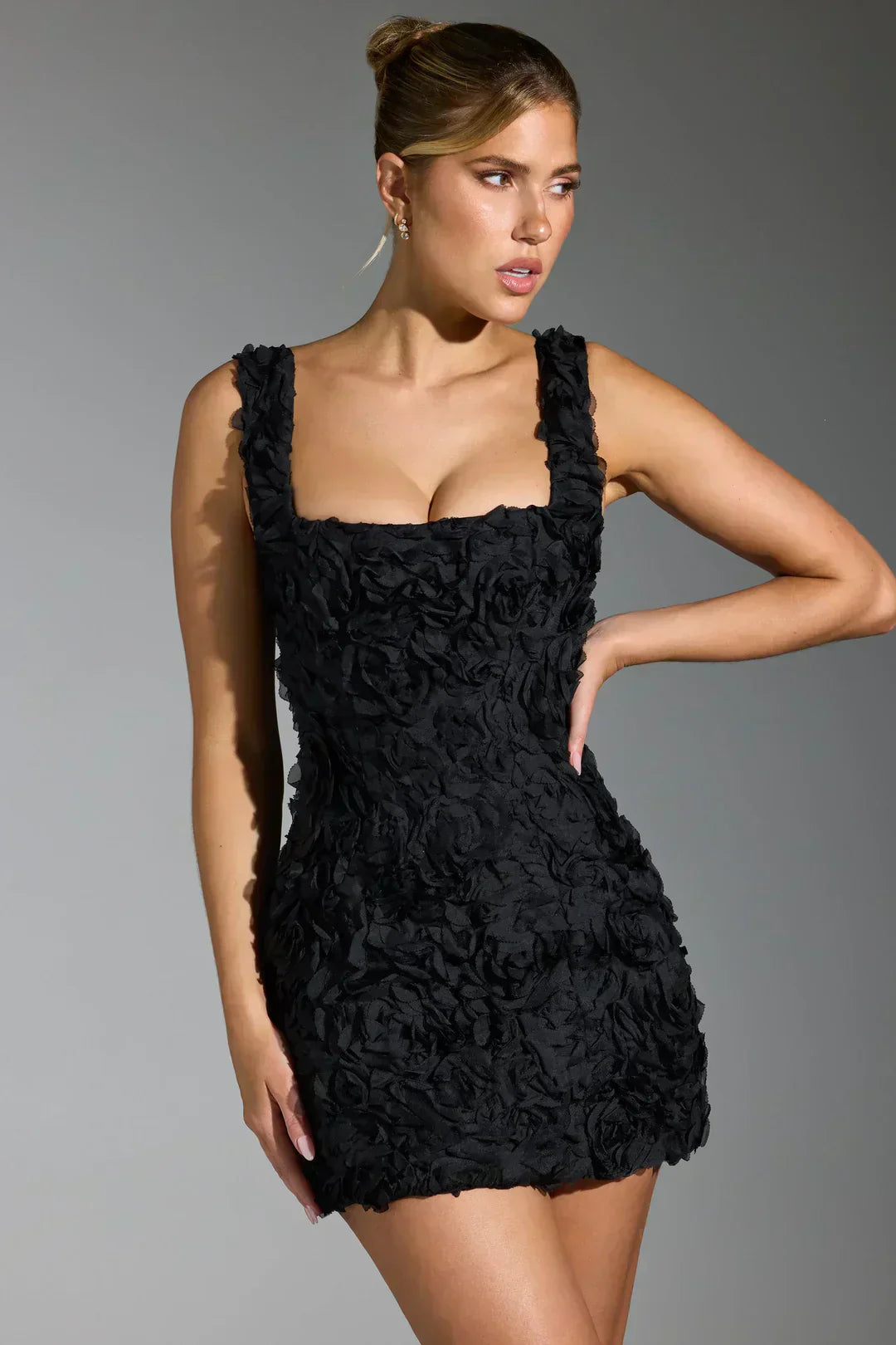 Vestido Minifalda com Corpete Florido - Fleur