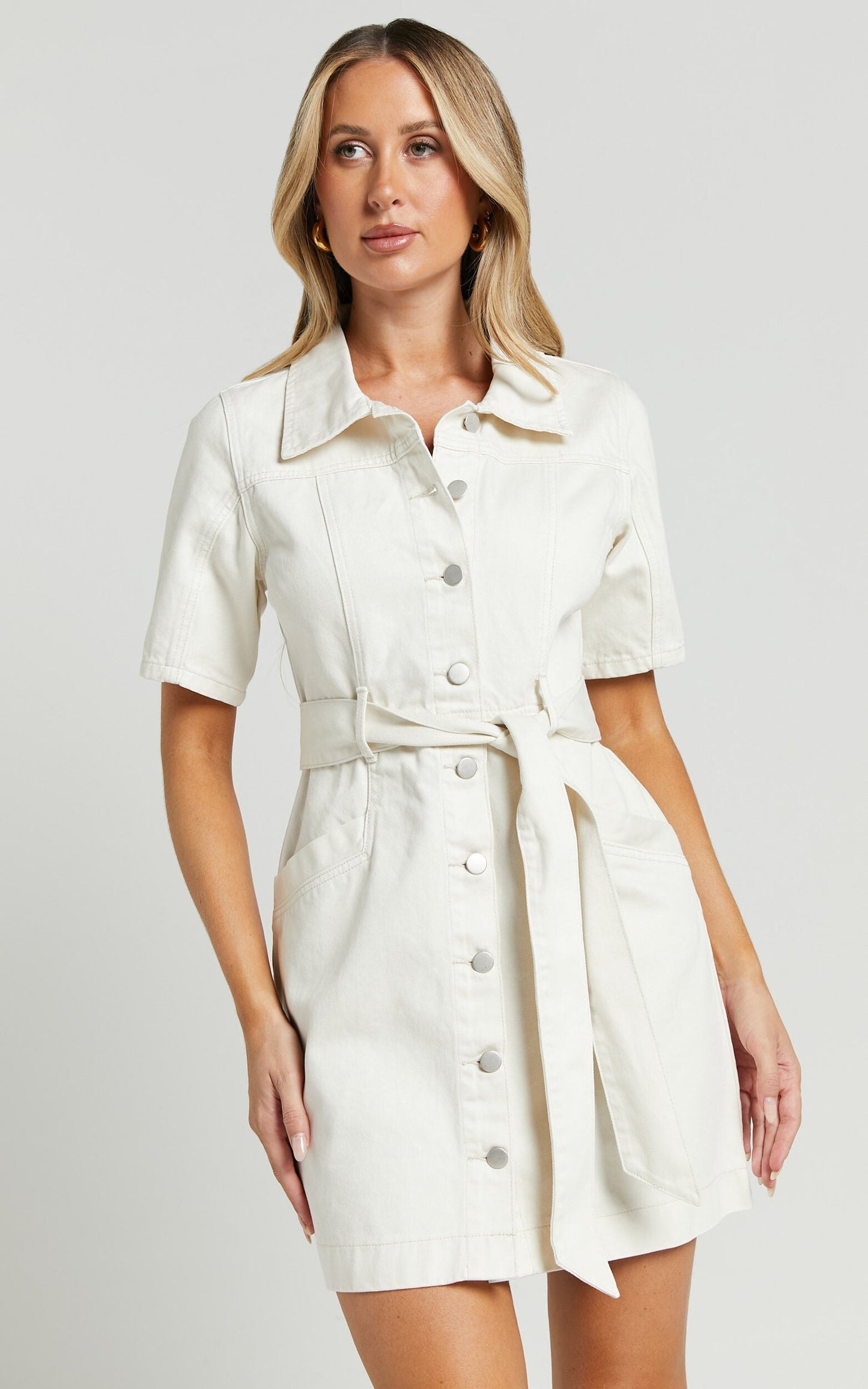 Vestido mini de denim com botões - Aria