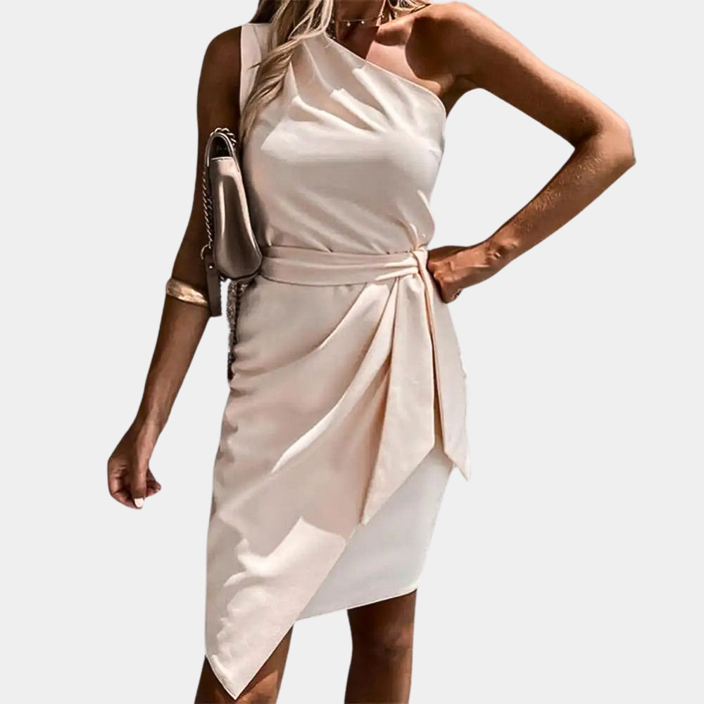 Vestido moderno de um ombro com faixa na cintura - Adriana