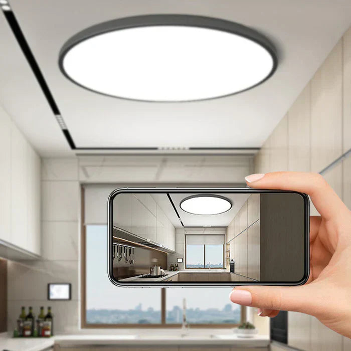 Flache Minimalistische Deckenlampe - AuraSphere