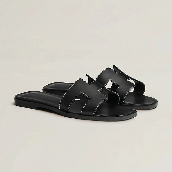 Flache Sandalen Mit Ausgeschnittenem Riemendesign - Kerry