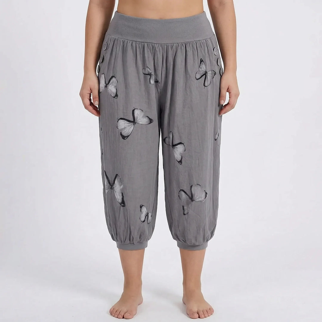 Plus Size Butterfly Print Capri Pants - Ella