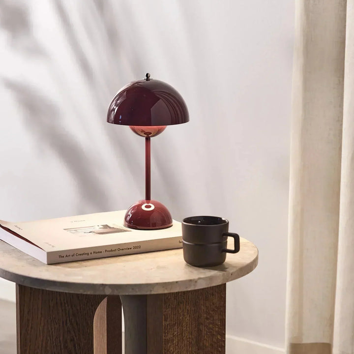 Luminárias de mesa de design elegante - LuminaElegance