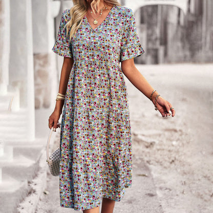 Vestido com estampa floral em comprimento midi - Leila