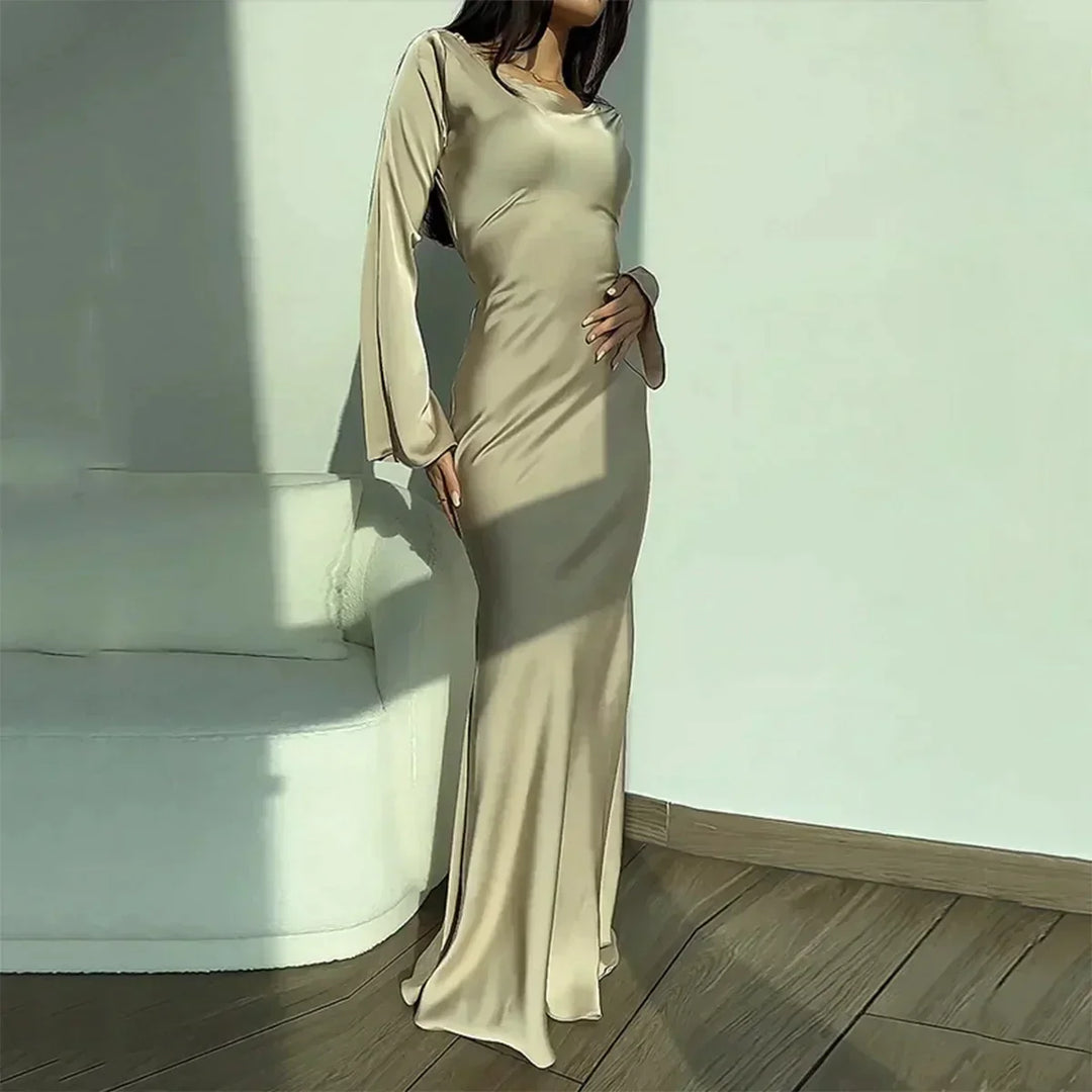Vestido Estiloso com Mangas Longas - Sophia