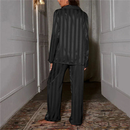 Conjunto de pijama feminino macio e sedoso – Emilia