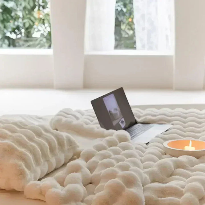 Weiche Plüschdecke - CozyCloud