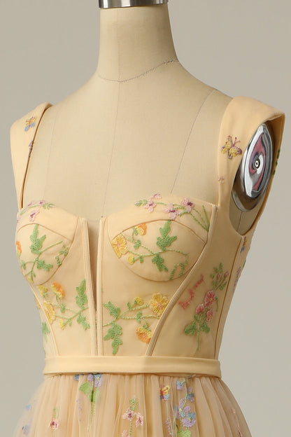 Vestido de baile longo verde em A com bordados - Anna