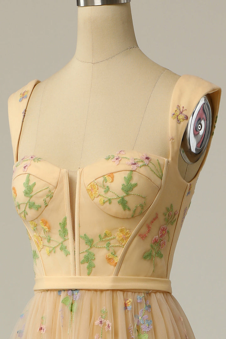 Vestido de baile longo verde em A com bordados - Anna