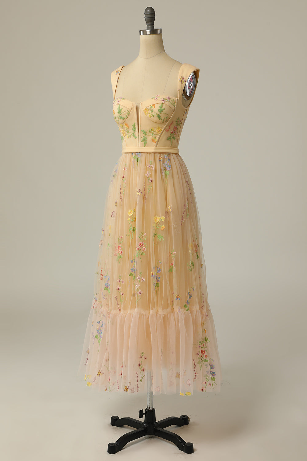 Vestido de baile longo verde em A com bordados - Anna