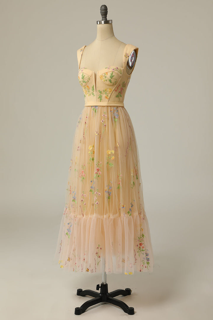 Vestido de baile longo verde em A com bordados - Anna
