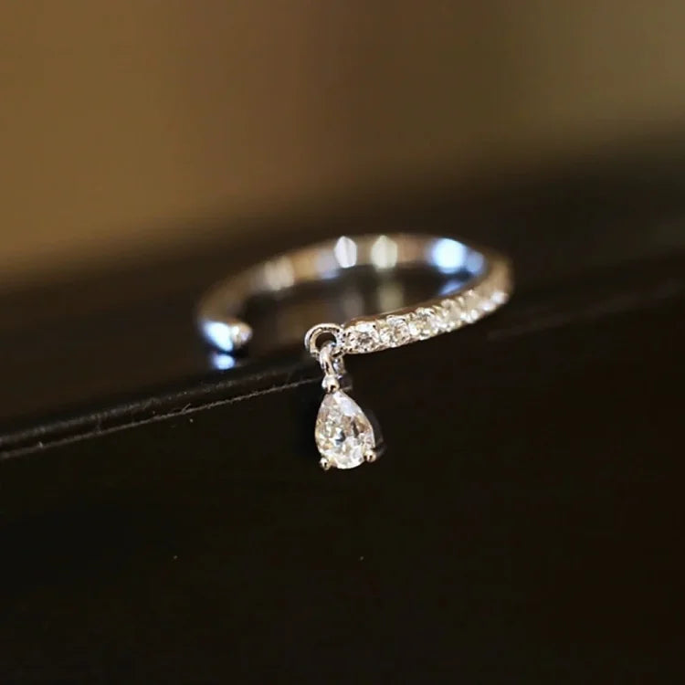 Adjustable Water Drop Ring - Isaline-Silver-Nora Luxe
