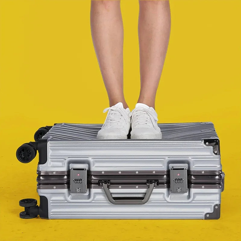 Aluminum frame hard shell suitcase – Geneva-Red-S (38 L)-Nora Luxe