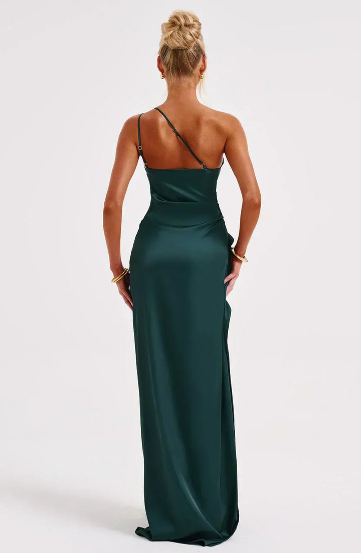 Vestido de cetim elegante com pregas e detalhe nos ombros - Selene