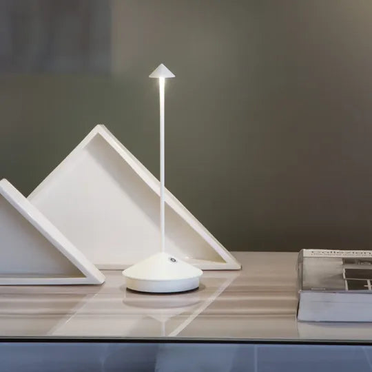 Luminária de mesa LED sem fio – ClarityGlow