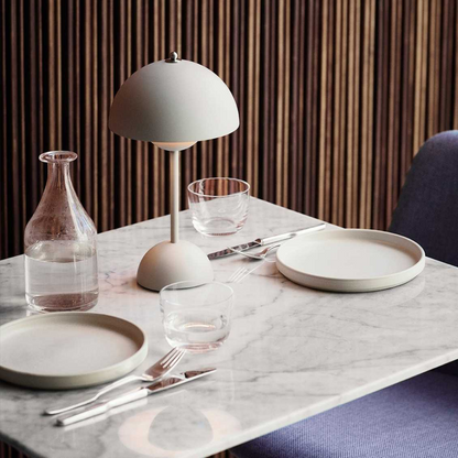 Luminária de mesa LED - MoonGlow