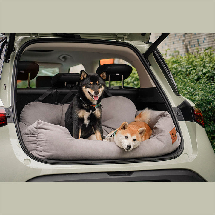 Comfortable Dog Car Bed - RoadPaw-Khaki Cream-Nora Luxe