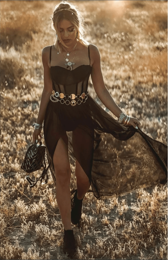 Vestido de festival vintage com charme - Amelie Vogue