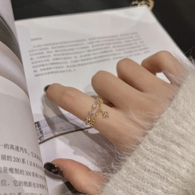 Golden Hexagram Chain Ring - Lyra-Nora Luxe