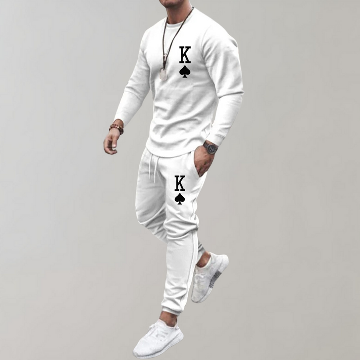 Weißer Herren-Trainingsanzug mit Karo-Muster, Langarmshirt und Jogginghose, sportlich, bequem.