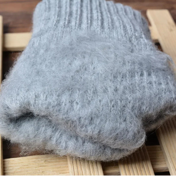 Knitted Touchscreen Gloves for Women - Amara-Black-Nora Luxe