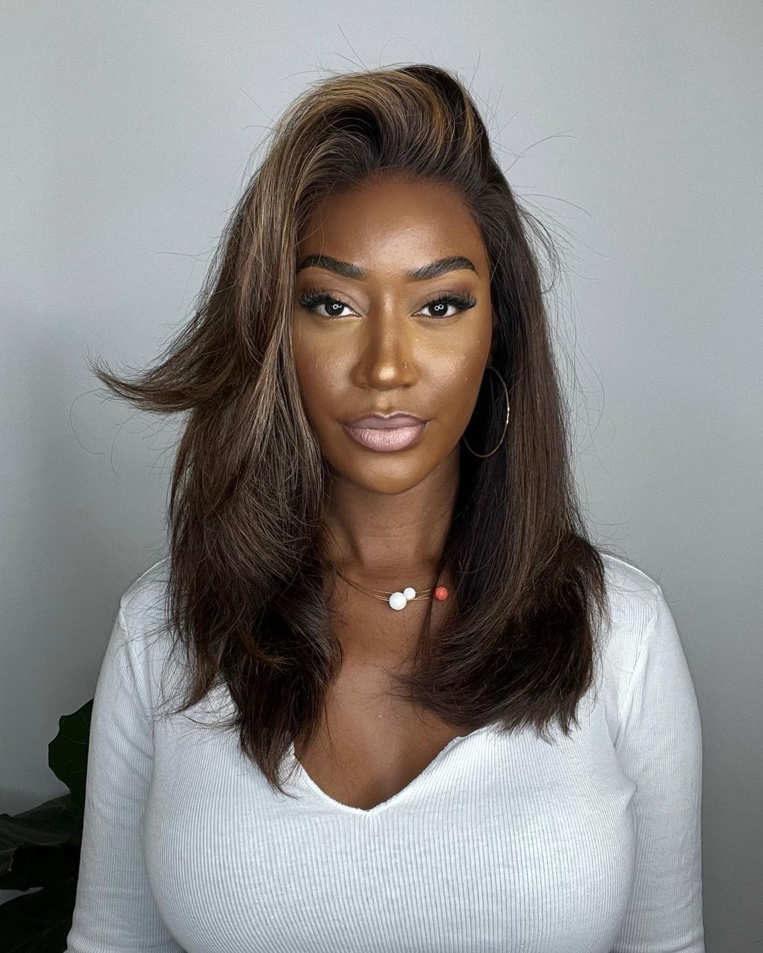 Lace Front Wig with Highlights – Selena-Nora Luxe