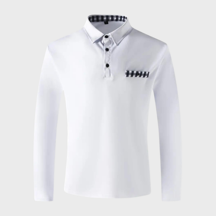 Weißes Herren-Poloshirt mit langen Ärmeln, kariertem Kragen und Brusttasche.