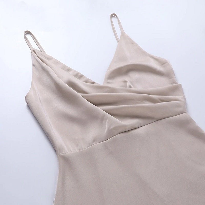 Vestido longo estiloso - Elara