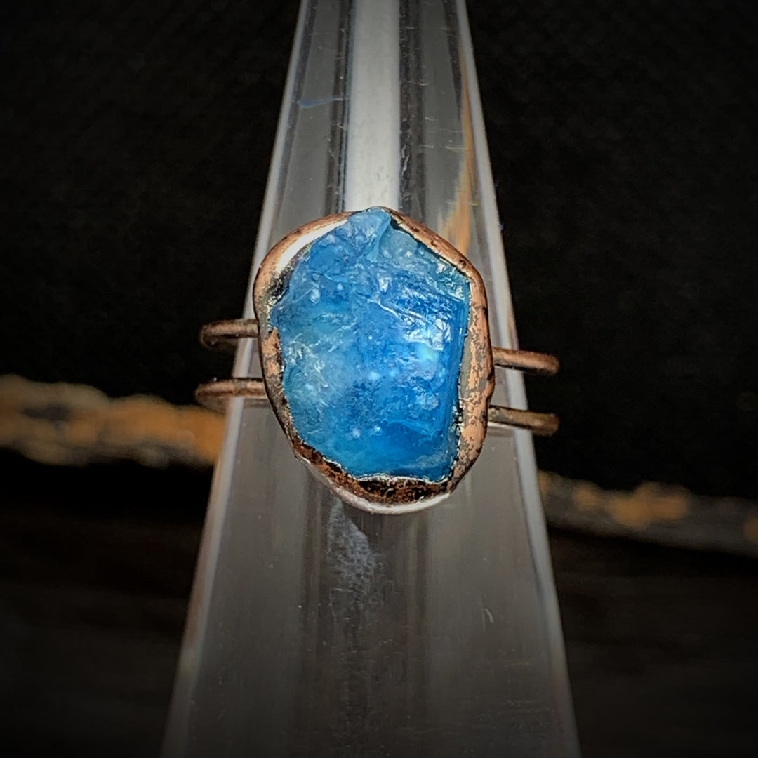 Natural Raw Birthstone Ring - Selina-January & Pomegranate-Nora Luxe
