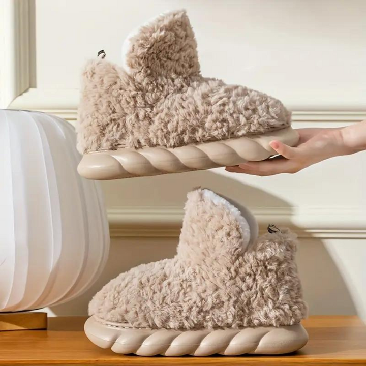 Nua - Comfy Teddy Slippers for Women-Brown-3-Nora Luxe