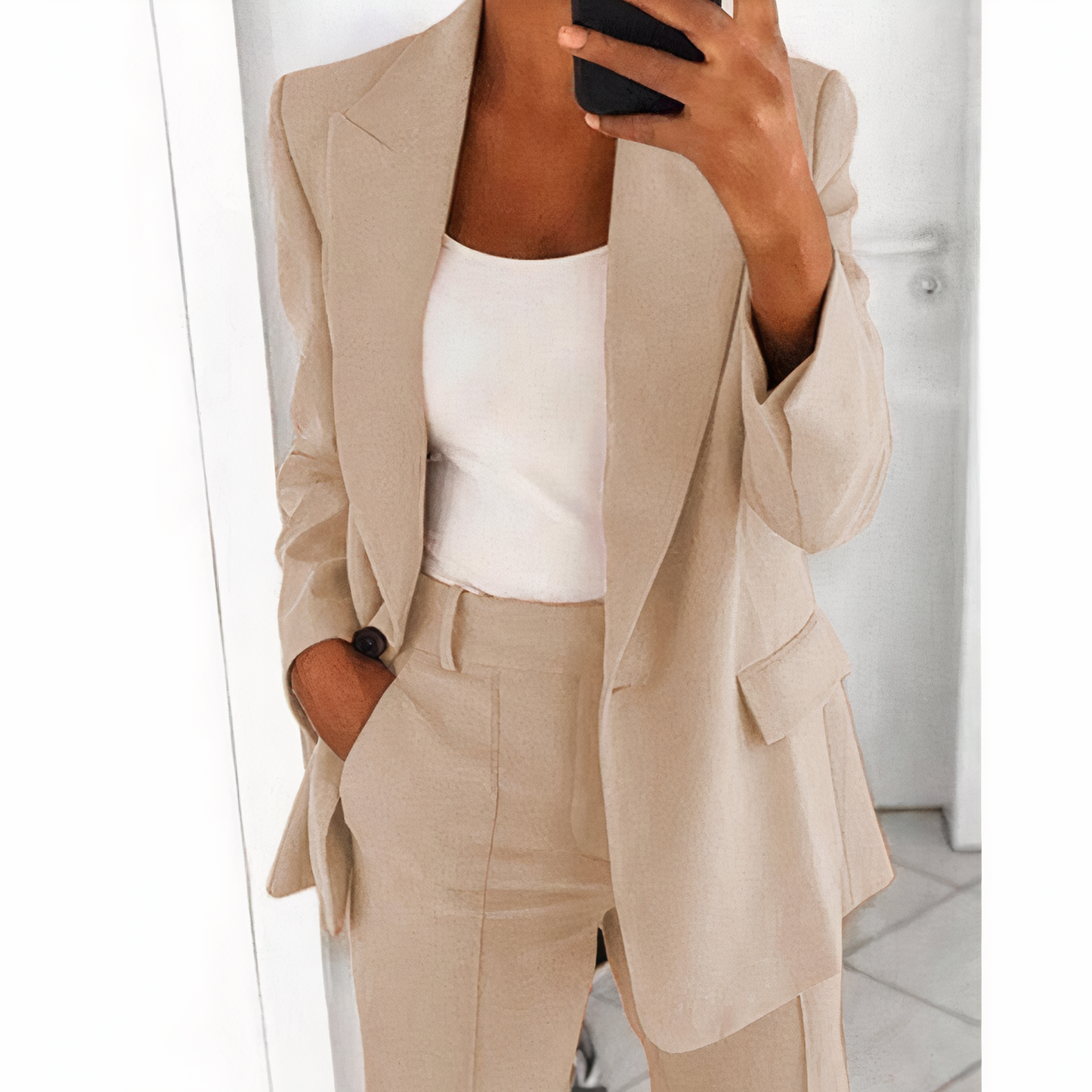 Conjunto de blazer e calças elegante para mulheres - Sanne