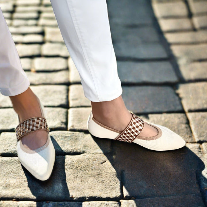 Stylish women's summer shoes with a pointed toe - Lina-4-Beige-Nora Luxe