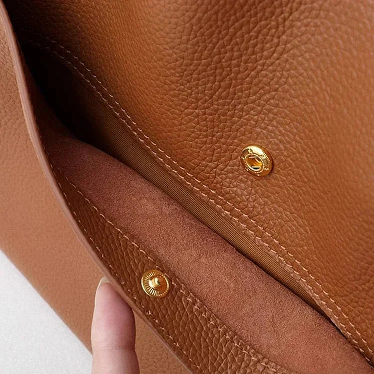 Trendy Leather Shoulder Bag - Mila-Black-The Livary
