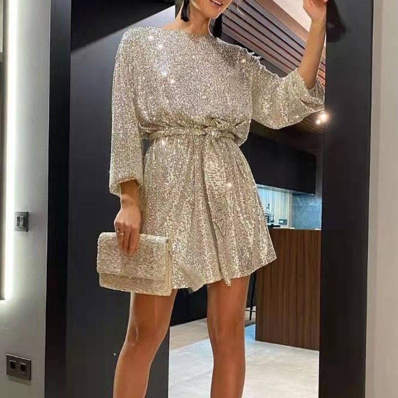 Vestido de festa fluido com corte solto - Clara
